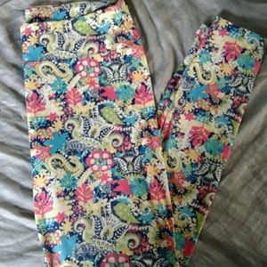 LuLaRoe TC Leggings Floral, Paisley Pattern
